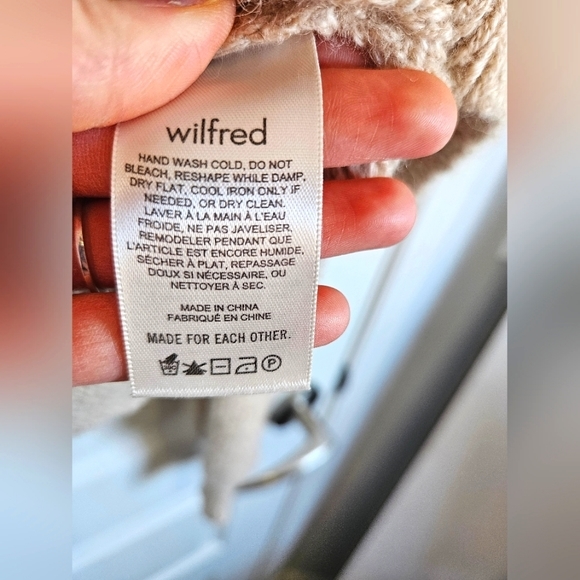 Aritzia Wilfred Atwood Sweater Tan Size Small Pima Cotton Blend With Puff Sleeve - Picture 4 of 9